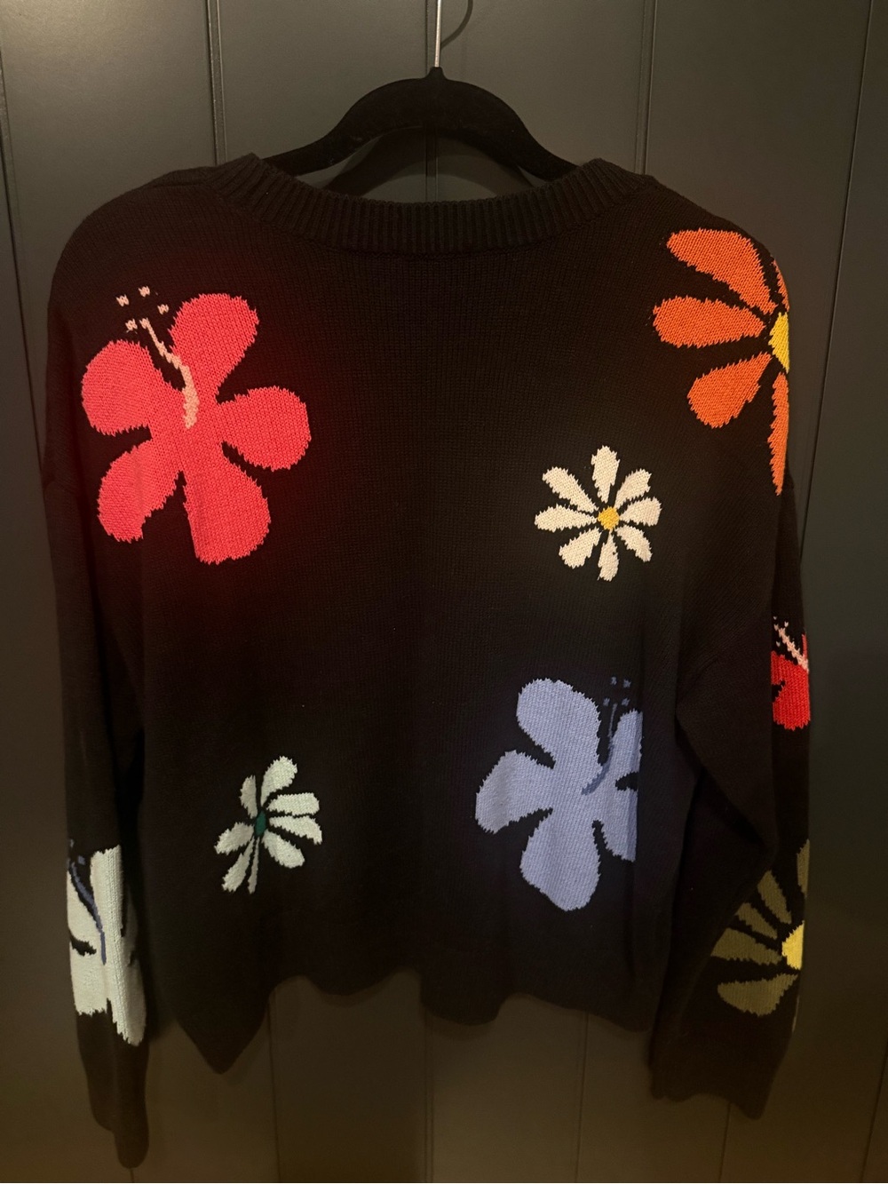 🌺 Rails Zoey Hibiscus Black Floral Knit Crewneck Sweater 🌺 - Picture 8 of 15